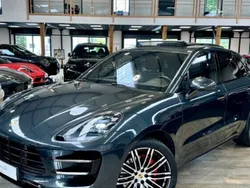 Utilisé 2017 Porsche Macan Turbo SUV | 57 990 € (Prix juste)