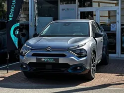 Gris Utilisé 2022 Citroën e-C4 Shine Berline | 19 989 € (Prix juste)