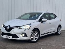 Blanc Utilisé 2022 Renault Clio V Business Citadine | 14 399 € (Prix juste)