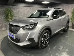 Gris Utilisé 2023 Peugeot 2008 Allure SUV | 17 990 € (Bon prix)