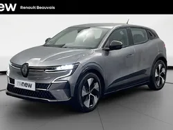 Gris Utilisé 2023 Renault Mégane Equilibre Berline | 25 990 € (Prix juste)