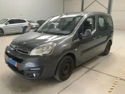 Gris Utilisé 2016 Citroën Berlingo Feel Monospace | 8 490 € (Prix juste)