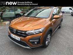 Orange Utilisé 2022 Dacia Sandero Comfort Citadine | 15 980 € (Prix juste)