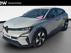 Gris Utilisé 2022 Renault Mégane Equilibre Berline | 19 499 € (Prix juste)