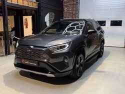Utilisé 2019 Toyota RAV4 Hybrid SUV | 29 990 € (Prix juste)