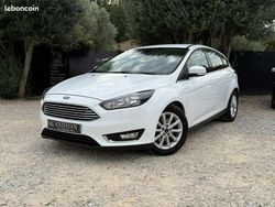 Blanc Utilisé 2015 Ford Focus Titanium Berline | 12 690 € (Prix juste)