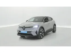 Gris Utilisé 2022 Renault Mégane Techno Berline | 25 870 € (Prix juste)