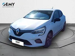 Blanc Utilisé 2022 Renault Clio V Evolution | 14 490 € (Prix juste)