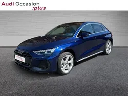 Bleu navarre métallisé Nouvelle 2025 Audi A3 S-Line | 44 900 € (Prix cher)