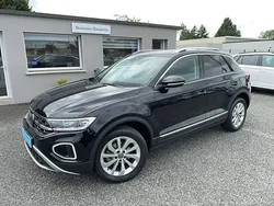 Noir Utilisé 2024 VW T-Roc Style SUV | 31 890 € (Prix assez cher)