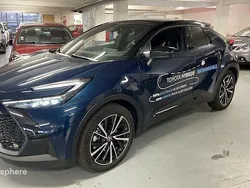 Bleu Nouvelle 2024 Toyota C-HR SUV | 40 990 € (Prix cher)