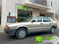 Gris Utilisé 1989 Alfa Romeo 33 Berline | 3 800 €