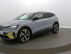 Gris Utilisé 2022 Renault Mégane Iconic Berline | 25 490 € (Prix juste)