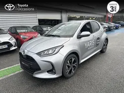 Gris Utilisé 2025 Toyota Yaris Design Berline | 24 290 € (Prix juste)