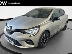 Gris Utilisé 2022 Renault Clio V Techno Citadine | 18 490 € (Prix assez cher)