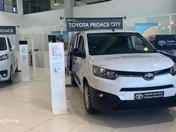 Blanc Nouvelle 2025 Toyota Proace Business Edition Van | 27 900 €