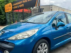 Utilisé 2008 Peugeot 207 Premium Citadine | 5 495 € (Prix juste)