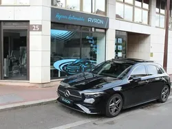 Noir Utilisé 2023 Mercedes A200 AMG line Berline | 34 990 € (Prix juste)