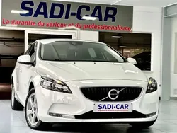 Blanc Utilisé 2017 Volvo V40 Break | 11 990 € (Prix juste)