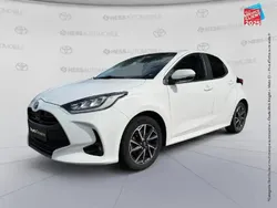 Blanc Utilisé 2022 Toyota Yaris Hybrid Design Berline | 18 499 € (Prix juste)