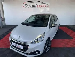 Blanc Utilisé 2016 Peugeot 208 Allure Citadine | 6 990 € (Prix juste)