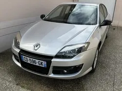 Utilisé 2012 Renault Laguna III Black Edition Berline | 7 000 € (Prix juste)