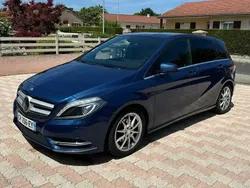 Bleu Utilisé 2012 Mercedes B180 Monospace | 12 500 €