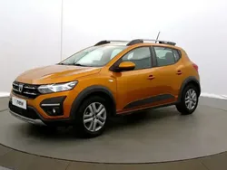 Orange Utilisé 2021 Dacia Sandero Comfort Citadine | 13 990 € (Prix juste)