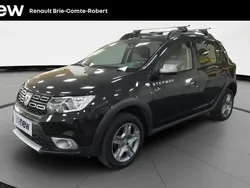 Noir Utilisé 2020 Dacia Sandero Stepway Citadine | 12 970 € (Prix juste)