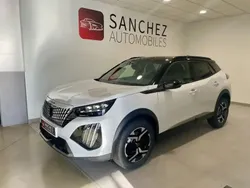 Blanc Nouvelle 2025 Peugeot 2008 GT SUV | 28 990 € (Prix juste)