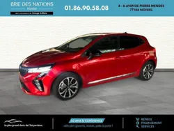 Rouge Utilisé 2024 Renault Clio V Techno Berline | 17 890 € (Prix juste)