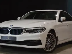 Blanc Utilisé 2018 BMW 530e iPerformance Berline | 21 900 € (Prix juste)