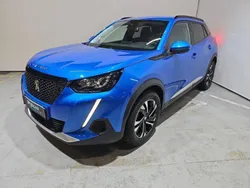 Bleu Utilisé 2022 Peugeot 2008 Allure SUV | 18 989 € (Prix juste)