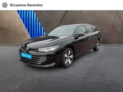 Noir Utilisé 2024 VW Passat Life Break | 36 890 € (Prix assez cher)