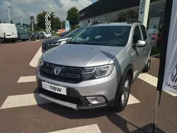 Gris Utilisé 2017 Dacia Sandero Stepway Citadine | 9 990 € (Prix juste)