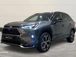 Utilisé 2025 Toyota RAV4 Hybrid SUV | 52 990 € (Prix cher)