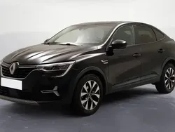 Noir Utilisé 2023 Renault Arkana Evolution SUV | 20 990 € (Prix juste)