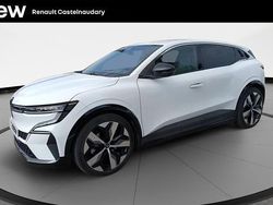 Blanc Utilisé 2022 Renault Mégane Techno Berline | 23 360 € (Prix juste)