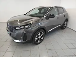 Gris Utilisé 2022 Peugeot 3008 GT | 21 990 € (Prix juste)