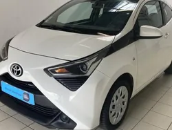 Blanc Utilisé 2019 Toyota Aygo X-play Citadine | 8 990 € (Prix juste)
