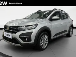 Gris Utilisé 2022 Dacia Sandero Comfort Citadine | 14 799 € (Prix juste)