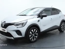 Gris highland/noir etoile Utilisé 2024 Renault Captur Evolution SUV | 18 480 € (Prix juste)