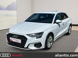 Blanc glacier métallisé Utilisé 2021 Audi A3 Sportback e-tron Design Berline | 25 900 € (Prix juste)