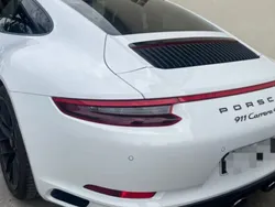 Utilisé 2019 Porsche 911 Carrera 4 GTS Coupé | 140 000 € (Prix assez cher)