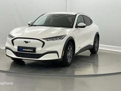 Blanc Utilisé 2023 Ford Mustang Mach-E Standard Range SUV | 31 999 € (Bon prix)