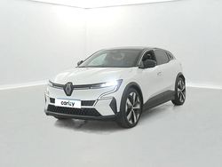 Blanc Occasion 2023 Renault Megane E-Tech Techno Berline | 24 290 € (Prix juste)