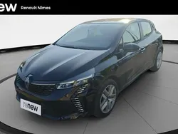 Noir Utilisé 2024 Renault Clio V Evolution Citadine | 16 499 € (Prix juste)