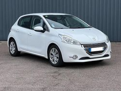 Utilisé 2013 Peugeot 208 Business-Line Citadine | 4 490 € (Prix juste)