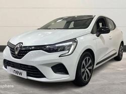 Blanc Utilisé 2023 Renault Clio V Equilibre Berline | 13 499 € (Bon prix)