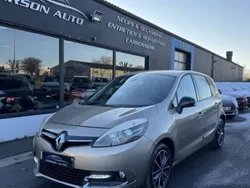 Utilisé 2013 Renault Scénic III Bose Edition Monospace | 6 990 € (Prix cher)